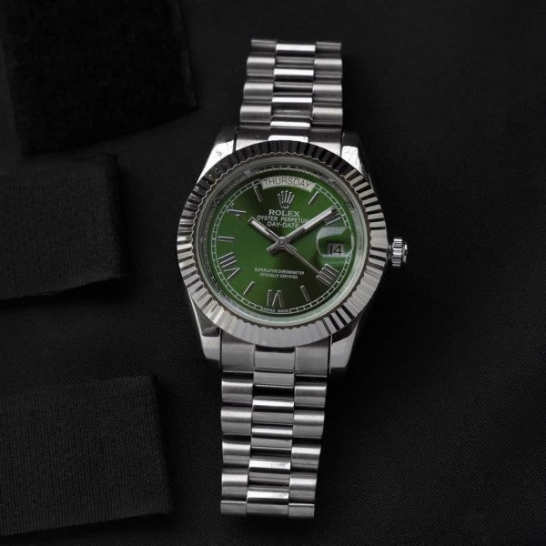 RLX Date-just Green premium watch