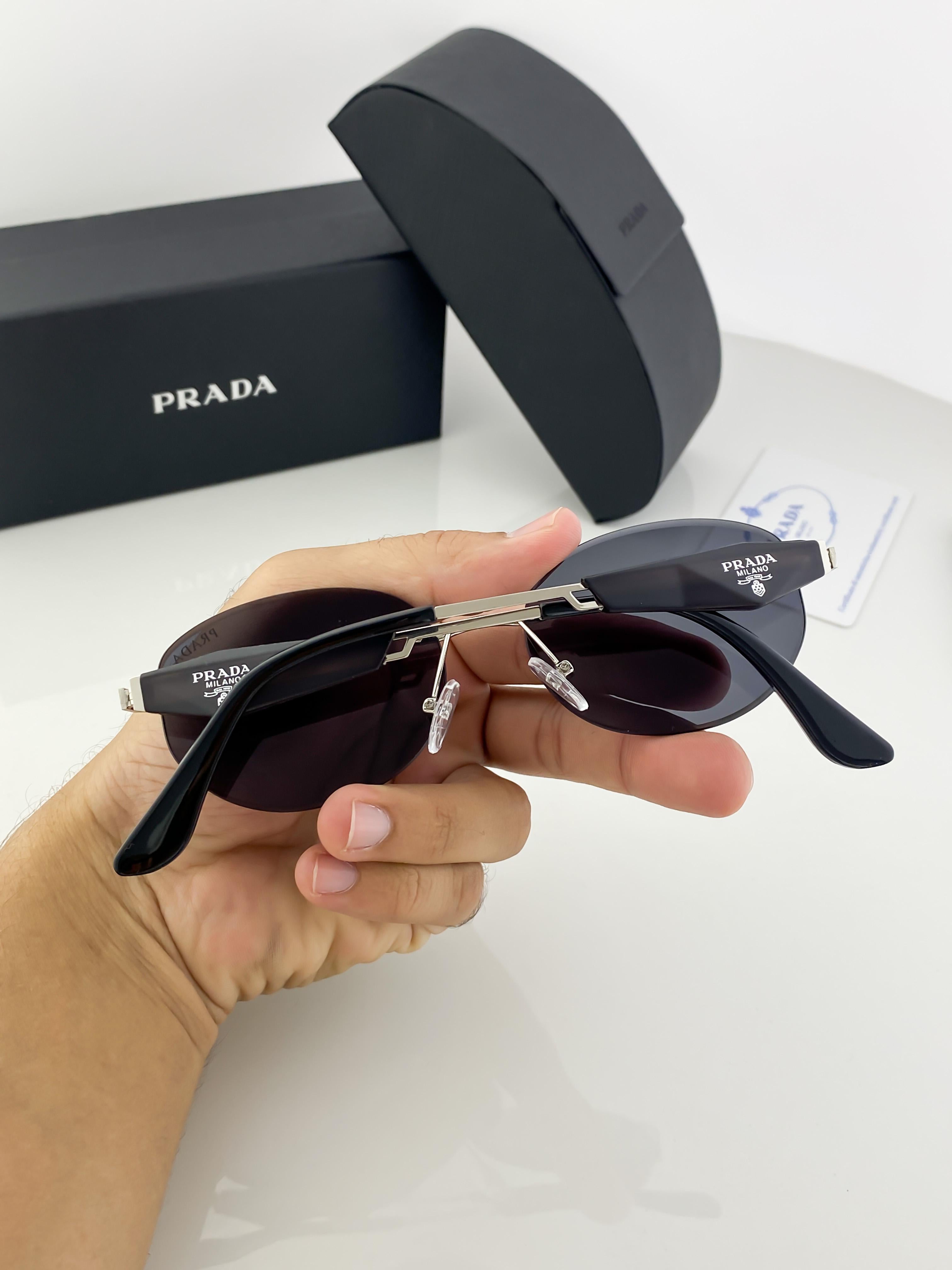 Sunglass